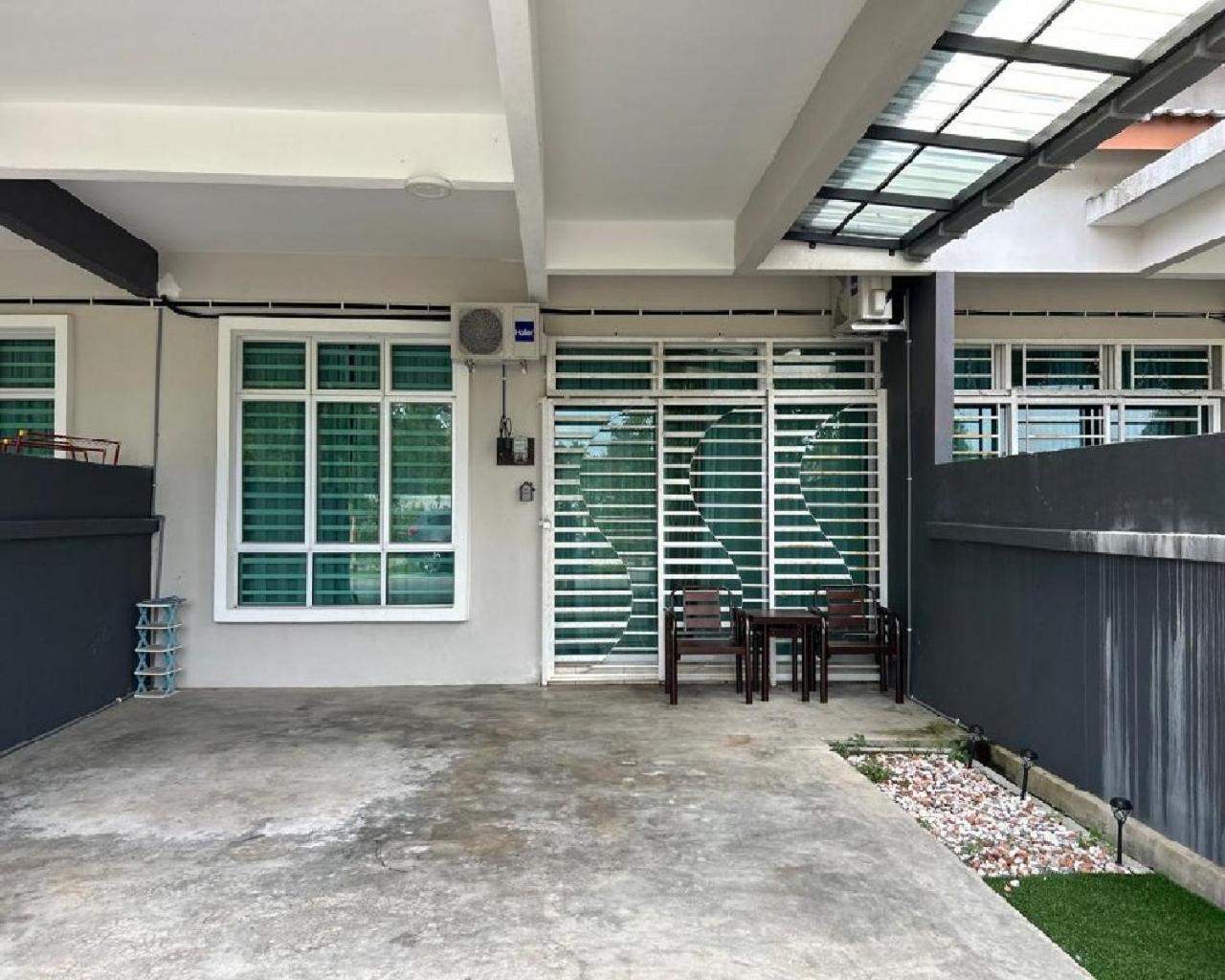 M2H Homestay Kuantan Exterior photo
